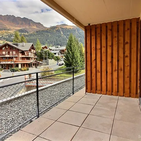 Studio For 1-2 People, Situated Next To The Shops, North Facing, Wifi